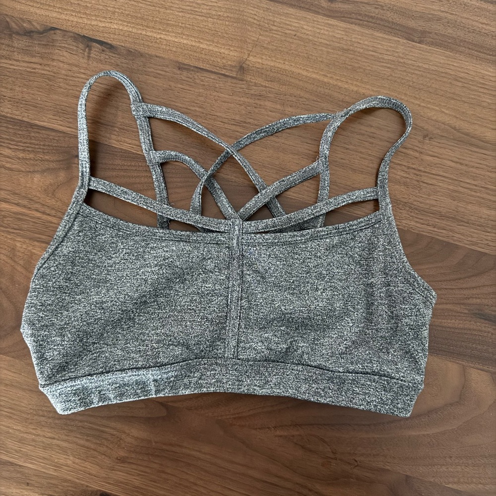 Criss Cross Sports Bra